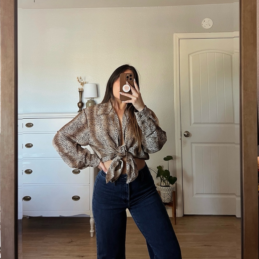 Vintage Leopard Print Tie-Front Blouse